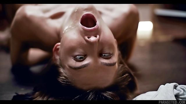 JAV乱交～甘美なヒナたちが潮吹きしながらヌルヌルのオーガズムを爆発させる