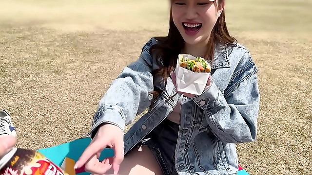 マシュマロボディとハスキーボイスの甘美で魅力的なJAVベイブを体験しよう！