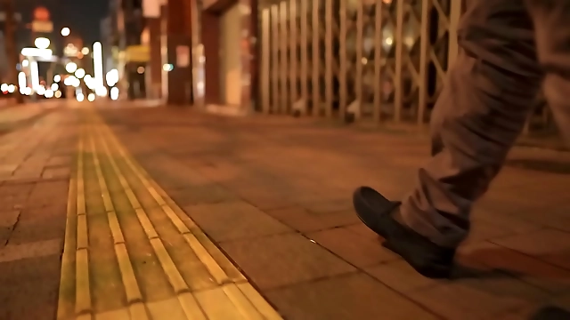 新井里真、関西のフリーター男との甘美な恋愛ドラマの罠にハマる