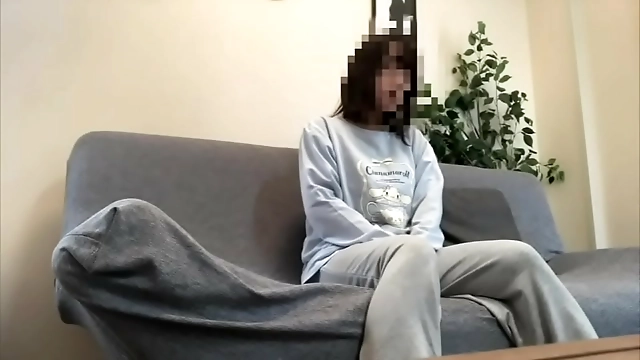 贅沢なルームウェアと新しいおもちゃで、完璧な朝の習慣に満足しよう！