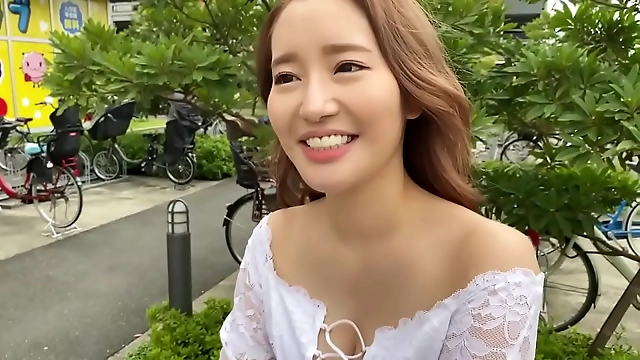 300MAAN-596』の桃永さりなを紹介する！